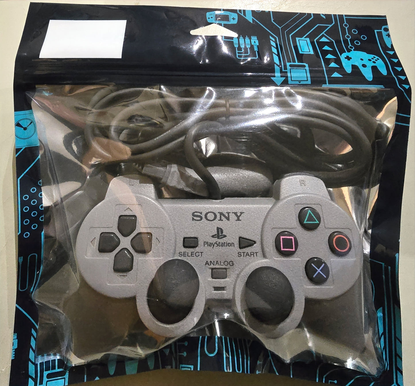 PlayStation DualShock Controller: Grey – PlayStation One